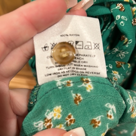 Faithfull The Brand Margot Green Floral Dress - Picture 14 of 14